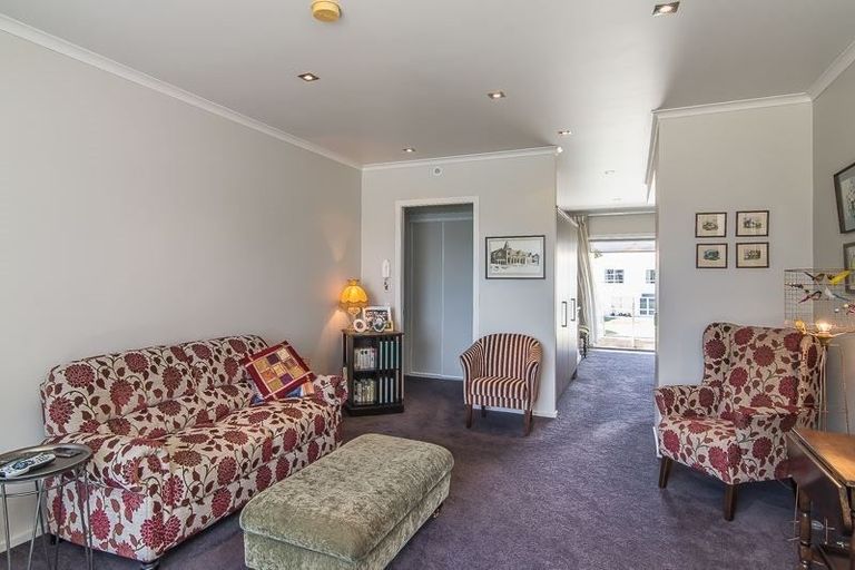 Photo of property in 7/4u Seaview Road, Paraparaumu Beach, Paraparaumu, 5032