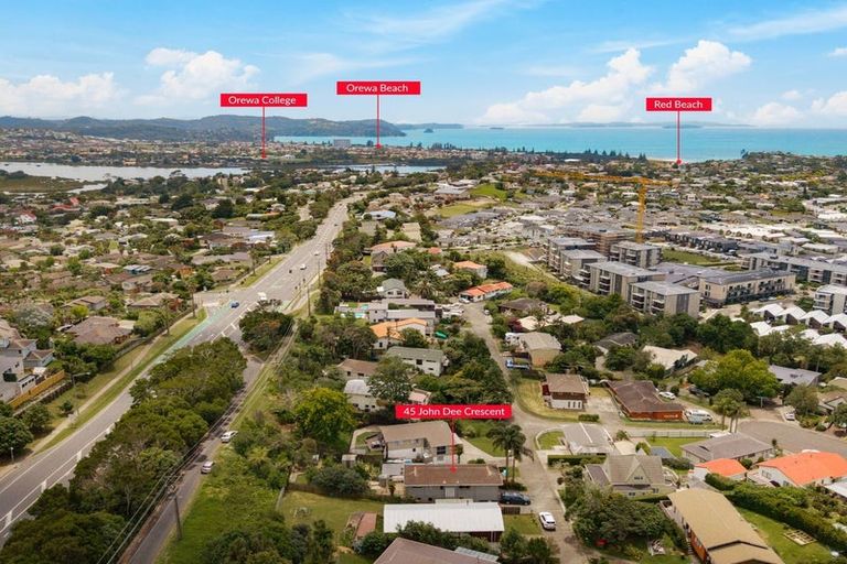 Photo of property in 45 John Dee Crescent, Red Beach, 0932