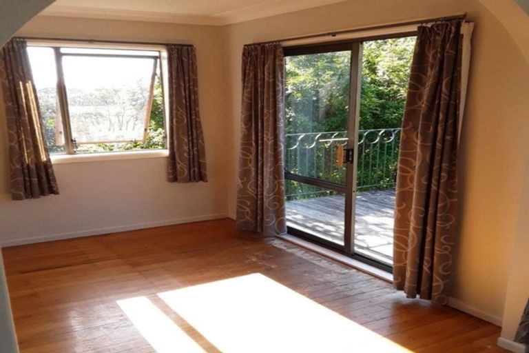 Photo of property in 14 Litten Road, Cockle Bay, Auckland, 2014