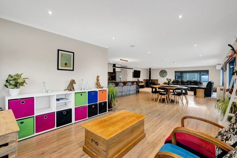 Photo of property in 18a Estate Grove, Inglewood, 4330