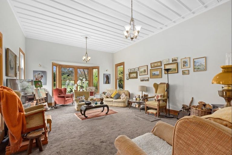 Photo of property in 20 Dye Access Road, Kaukapakapa, 0871