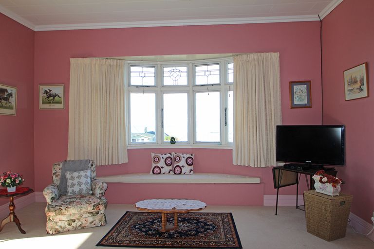 Photo of property in 28 Ure Street, South Hill, Oamaru, 9400