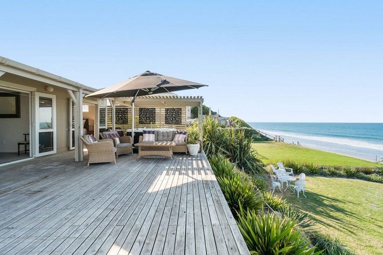 Photo of property in 151 Pukehina Parade, Pukehina, Te Puke, 3189