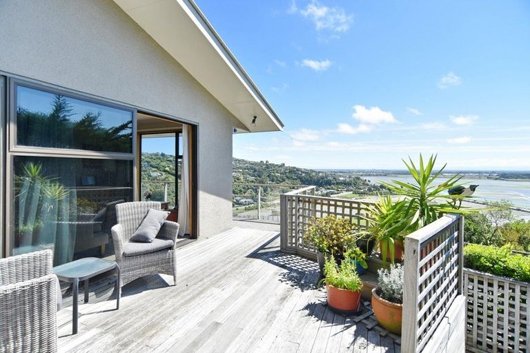 Photo of property in 2/56 Balmoral Lane, Redcliffs, Christchurch, 8081