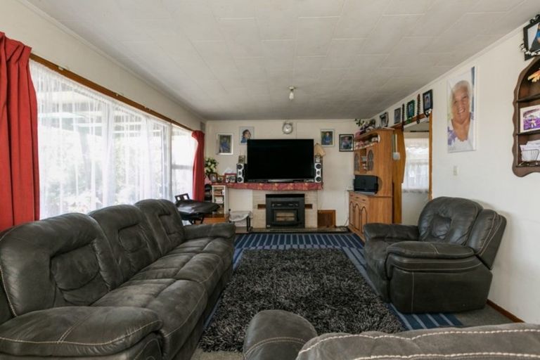 Photo of property in 57 Liverpool Crescent, Flaxmere, Hastings, 4120