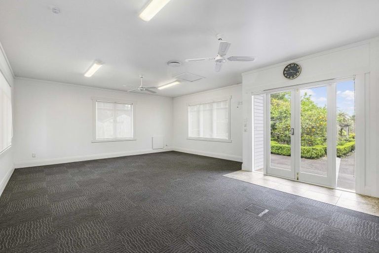 Photo of property in 58 Cuff Road, Kingseat, Pukekohe, 2679