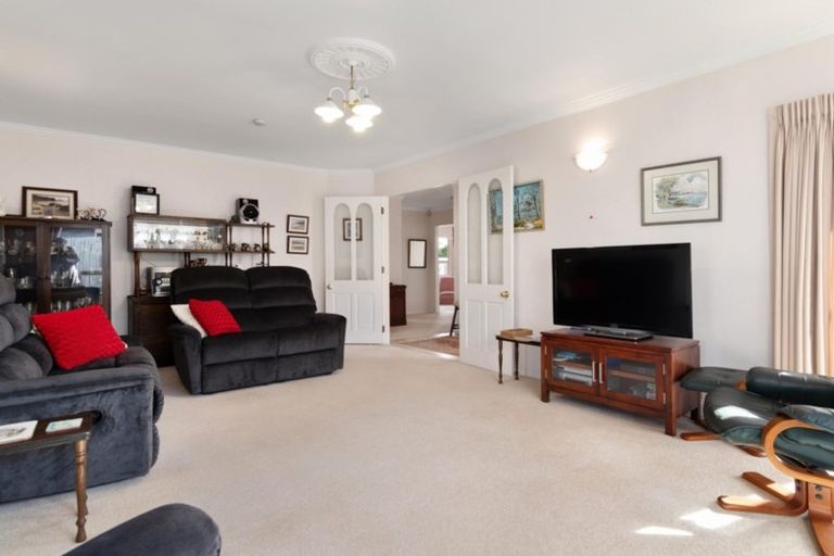Photo of property in 17 Lotus Avenue, Mount Maunganui, 3116