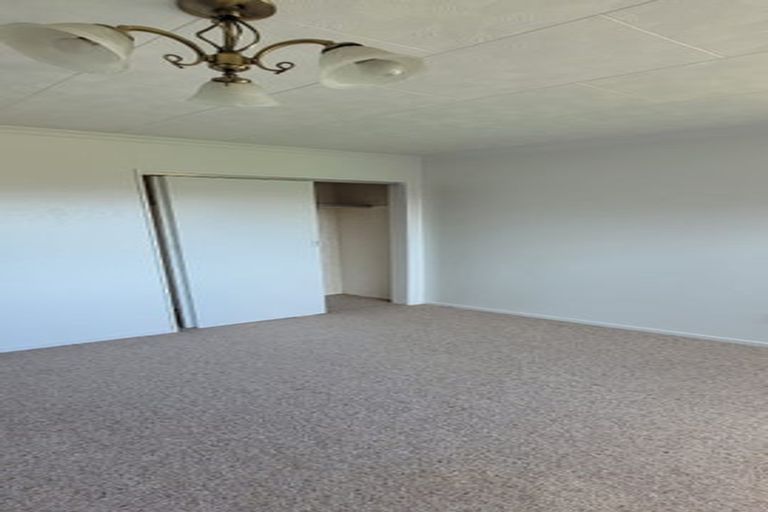 Photo of property in 1 Bandon Grove, Bell Block, New Plymouth, 4312