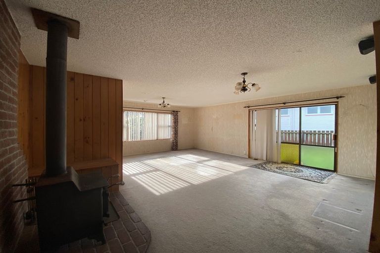 Photo of property in 9 Te Whena Place, Waitara, 4320