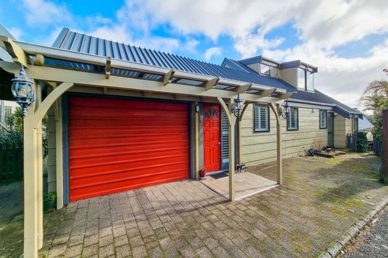 Photo of property in 12 Shane Place, Lynmore, Rotorua, 3010