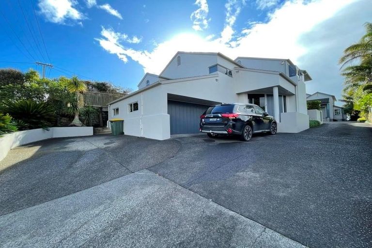Photo of property in 1/109 Churchill Road, Murrays Bay, Auckland, 0630