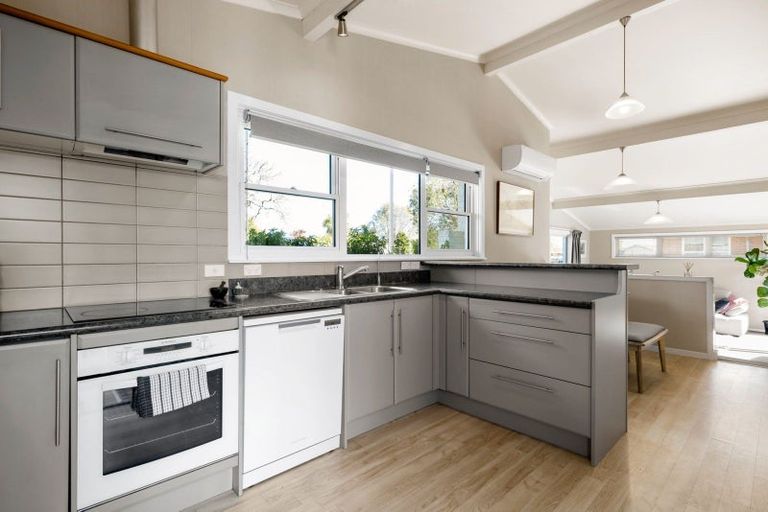 Photo of property in 34 Fuchsia Avenue, Pukete, Hamilton, 3200