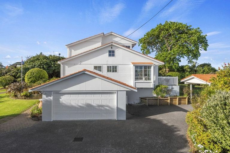 Photo of property in 111 Deep Creek Road, Torbay, Auckland, 0630
