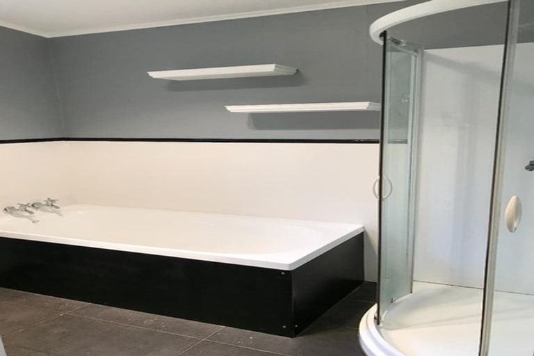 Photo of property in 14a Hawthorn Crescent, Stokes Valley, Lower Hutt, 5019