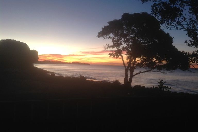 Photo of property in 28 Beach Road, Omata, New Plymouth, 4374