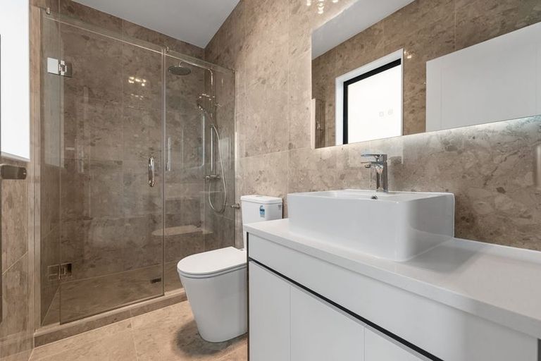 Photo of property in 3 Dolcetto Place, Pokeno, 2402