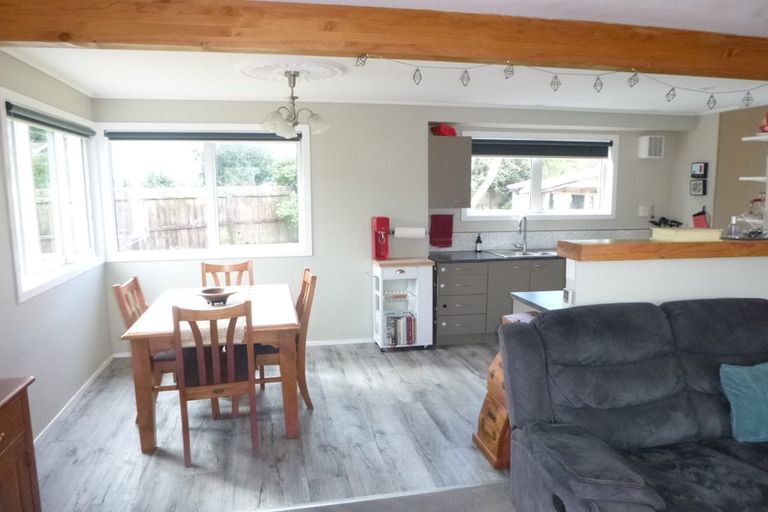 Photo of property in 17 Clyma Place, Massey, Auckland, 0614