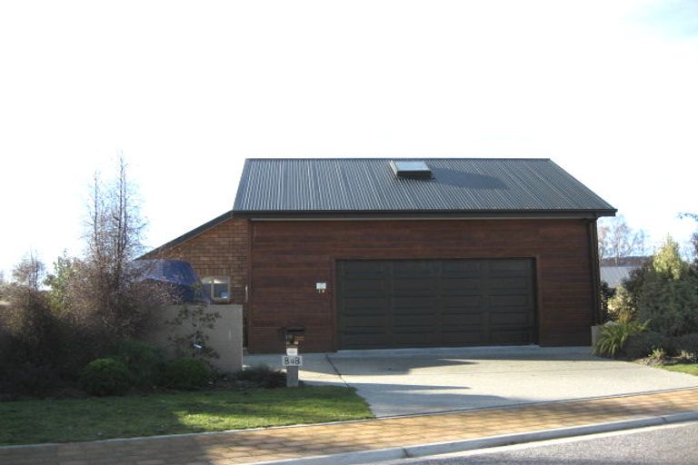 Photo of property in 18 Stonebrook Drive, Wanaka, 9305