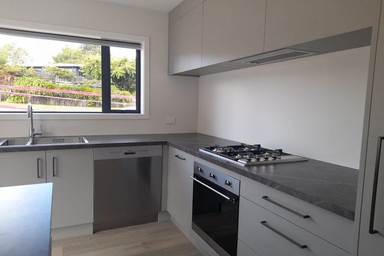 Photo of property in 9a Chesham Avenue, Waipahihi, Taupo, 3330