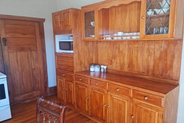 Photo of property in 101 Queen Street, Northcote Point, Auckland, 0627