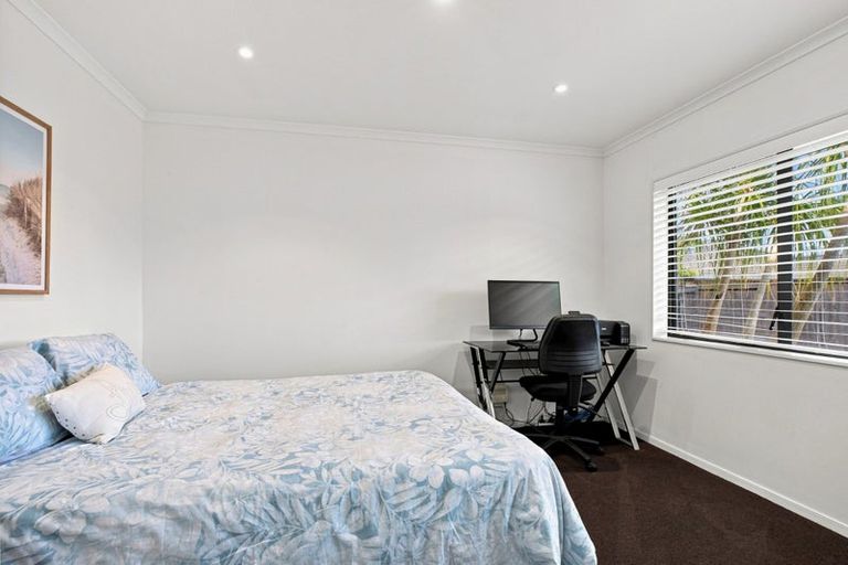Photo of property in 32 Aranui Drive, Papamoa Beach, Papamoa, 3118