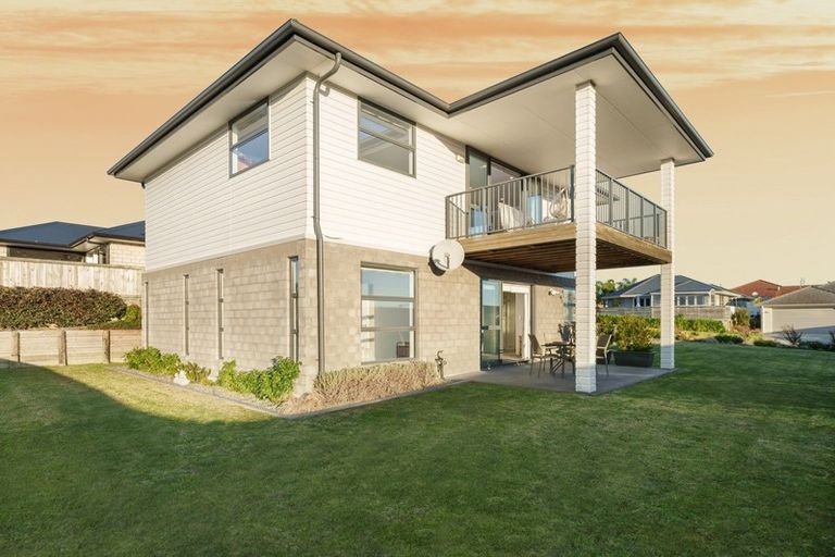 Photo of property in 25 Benmore Crescent, Pyes Pa, Tauranga, 3112