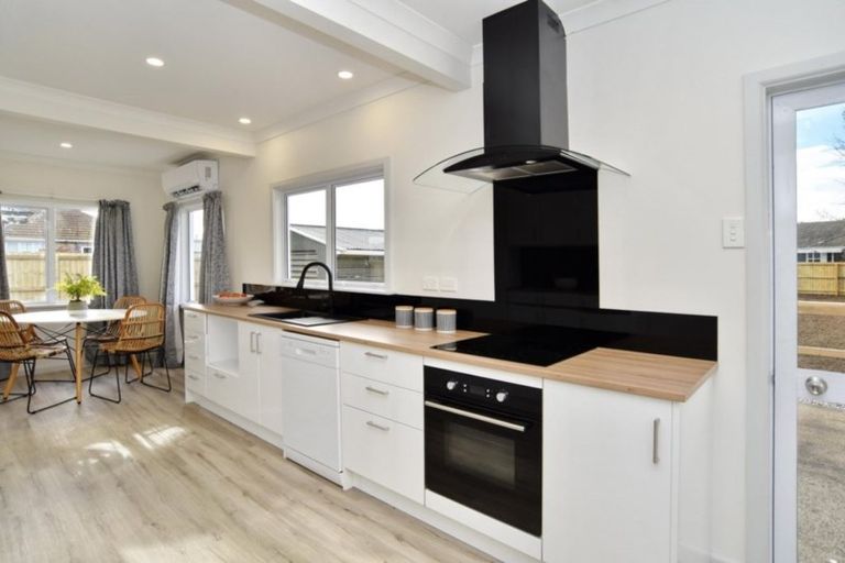 Photo of property in 38 Mcgregors Road, Bromley, Christchurch, 8062