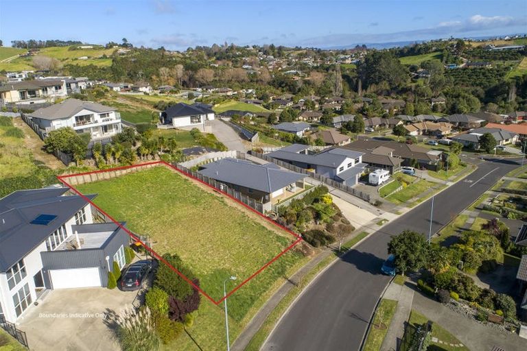 Photo of property in 93 Oteki Park Drive, Welcome Bay, Tauranga, 3112