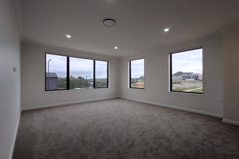 Photo of property in 66 Michael Bosher Way, Flat Bush, Auckland, 2019