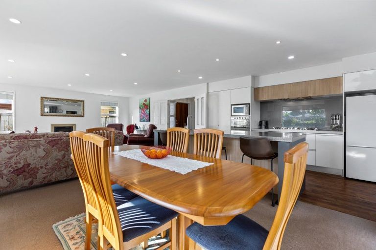 Photo of property in 2 Keene Drive, Bell Block, New Plymouth, 4312