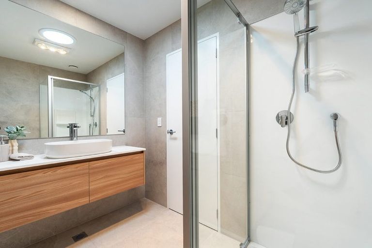 Photo of property in 14 Waka Moana Drive, Hobsonville, 0616