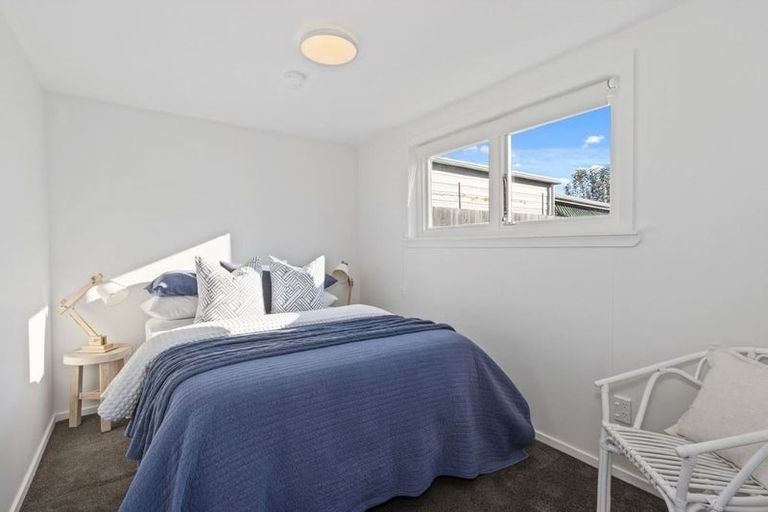 Photo of property in 17 Mcsaveneys Road, Marshland, Christchurch, 8051