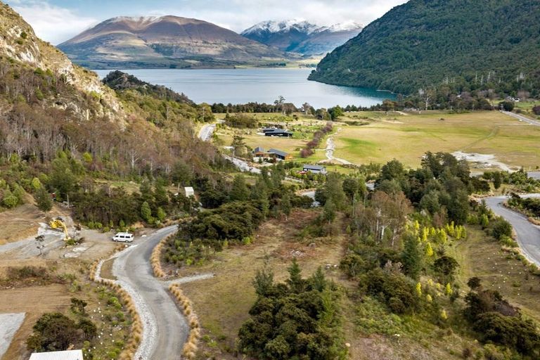 Photo of property in 19 Haast Eagle Road, Mount Creighton, 9371