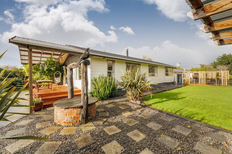 Photo of property in 24 Gorton Street, Bulls, 4818