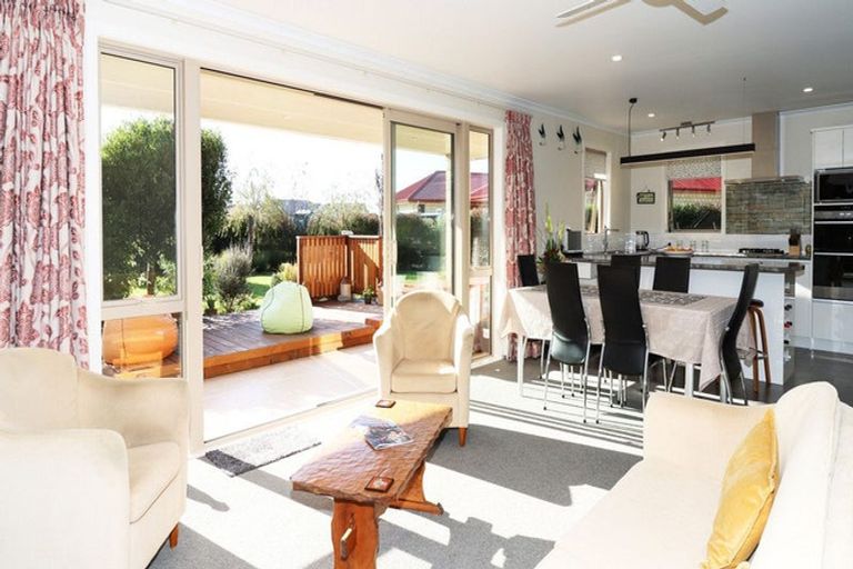 Photo of property in 24 Mill Grove, Clareville, Carterton, 5713