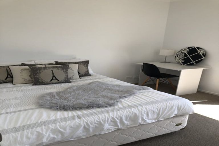 Photo of property in 16 Shelduck Way, Hobsonville, Auckland, 0616