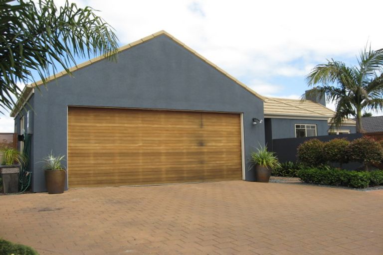 Photo of property in 32 Dublin Street, Pukekohe, 2120