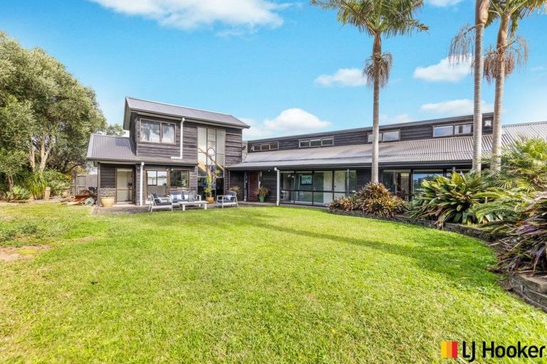 Photo of property in 180 Carnoustie Drive, Wattle Downs, Auckland, 2103