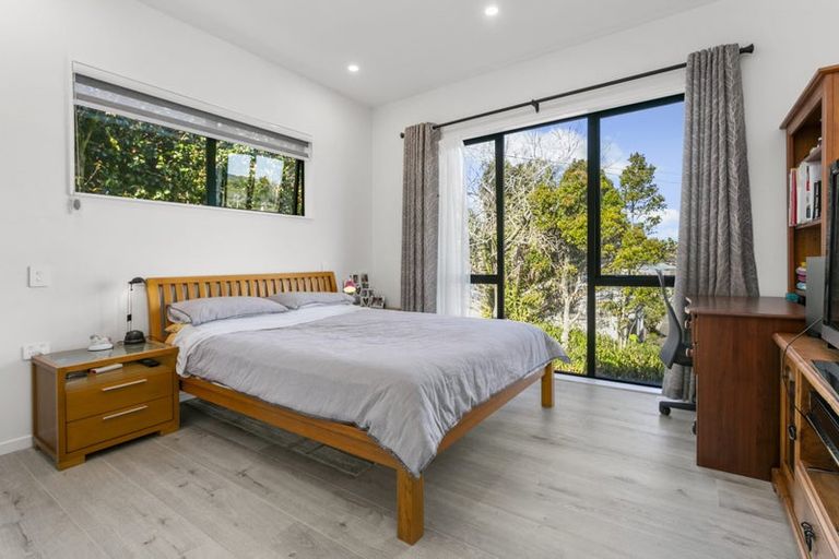 Photo of property in 9a Wolsley Avenue, Milford, Auckland, 0620