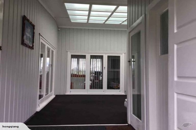 Photo of property in 6 Sexton Place, Manurewa East, Auckland, 2102