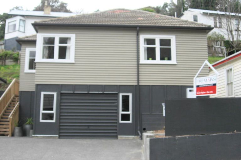 Photo of property in 46 Faraday Street, Hospital Hill, Napier, 4110