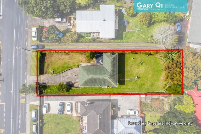 Photo of property in 41 Royal Road, Massey, Auckland, 0614