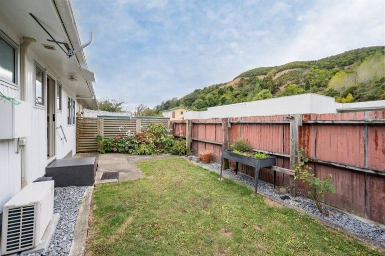 Photo of property in 2/104 Grove Street, The Wood, Nelson, 7010