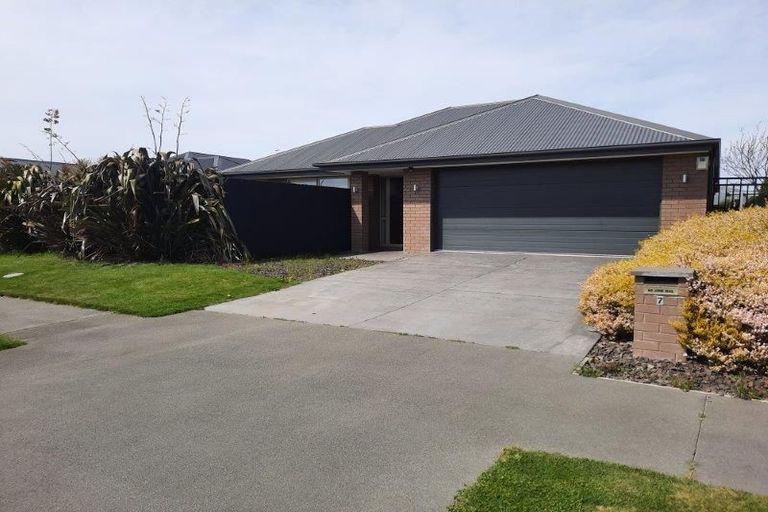 Photo of property in 7 Bamber Crescent, Halswell, Christchurch, 8025