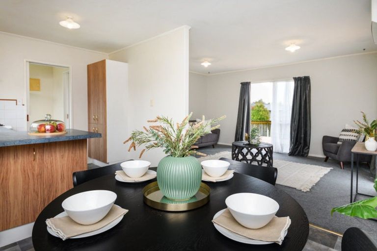 Photo of property in 31 Lydia Place, Kelvin Grove, Palmerston North, 4414
