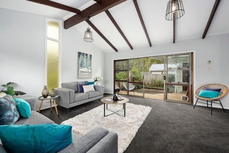 Photo of property in 11 Horoeka Street, Stokes Valley, Lower Hutt, 5019