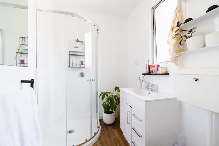 Photo of property in 499 Kaikorai Valley Road, Bradford, Dunedin, 9011