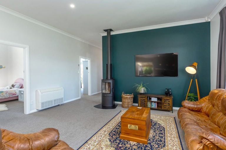 Photo of property in 31 Johnston Street, Featherston, 5710