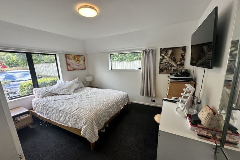 Photo of property in 18a Kamahi Street, Stokes Valley, Lower Hutt, 5019