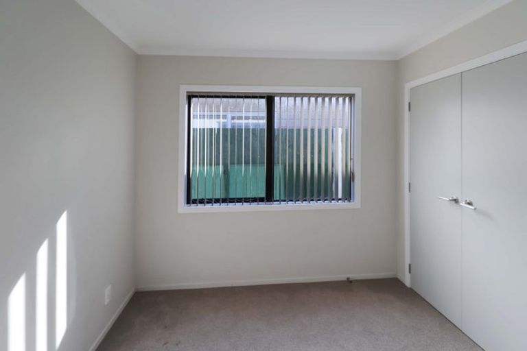 Photo of property in 94 Farmer Crescent, Taita, Lower Hutt, 5011